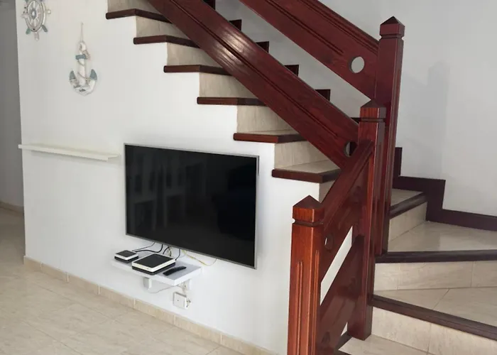 Tatil Evi Modern House In *