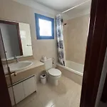 Modern House In פאמארה