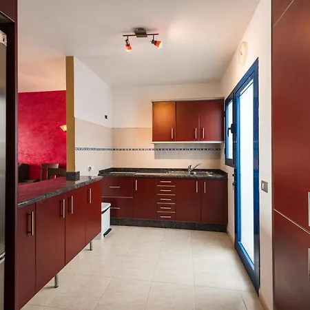 בית נופש Modern House In *